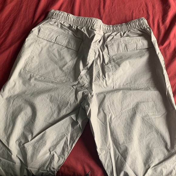 Mens SUPREME Cargo Pants - Picture 3 of 6